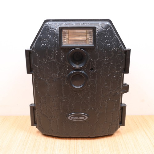 Moultrie white flash game - l-50,